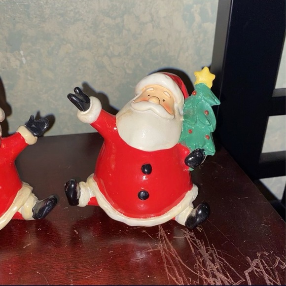 3 Santa figurines - Picture 4 of 4